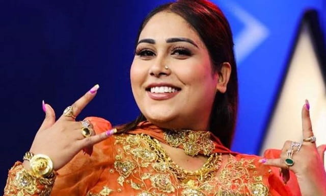 Afsana Khan - Famous Female Punjabi Singers