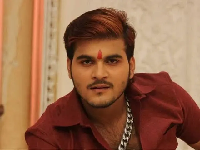 Arvind Akela (Kallu) - Famous Bhojpuri Singers in India