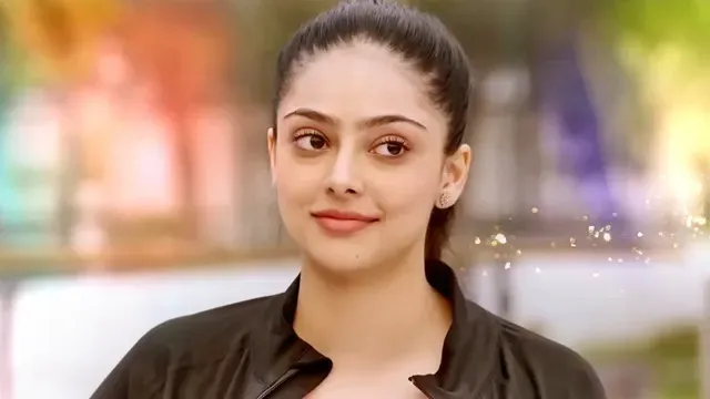 Tannu Kaur Yaar Jigree Kasooti Degree actress