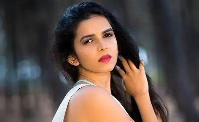 Mitali Mayekar Marathi web series actress