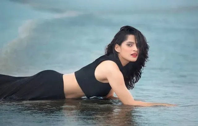 Priya Bapat Marathi web series actress