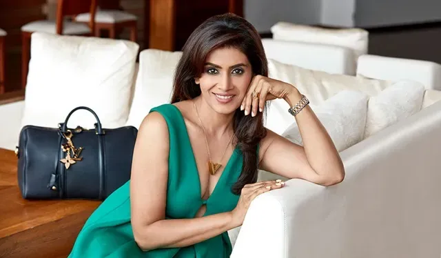 Sonali Kulkarni Marathi web series actress